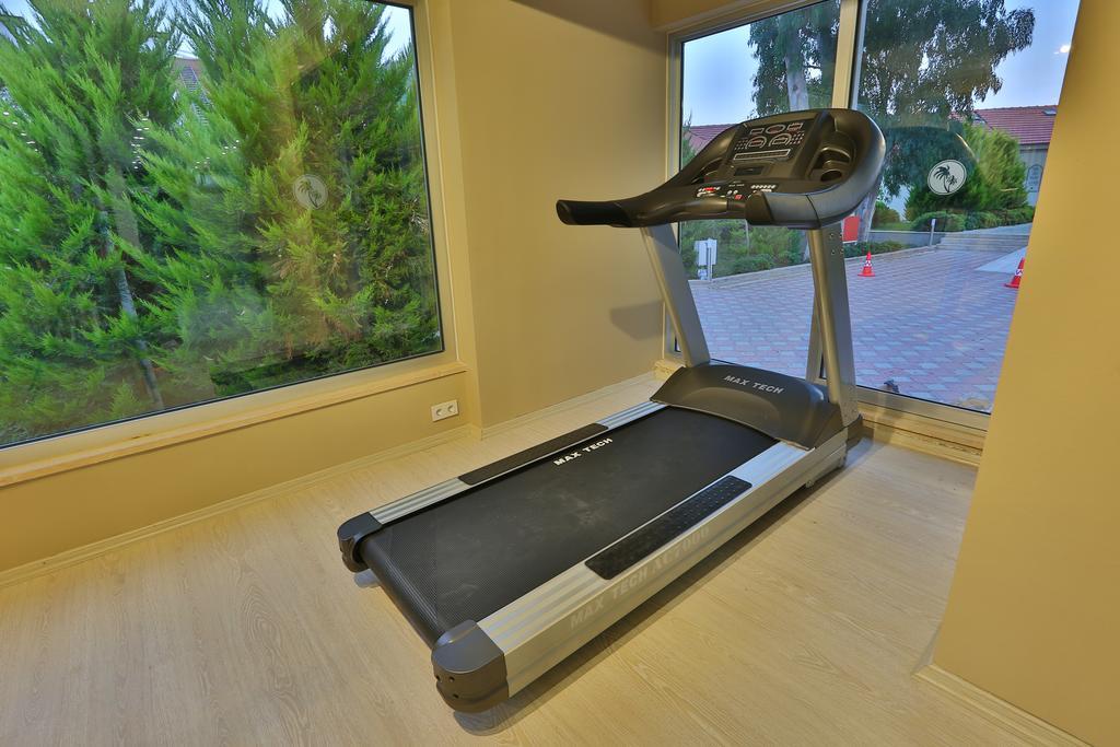 Palm Bay Beach Hotel Emecik 外观 照片