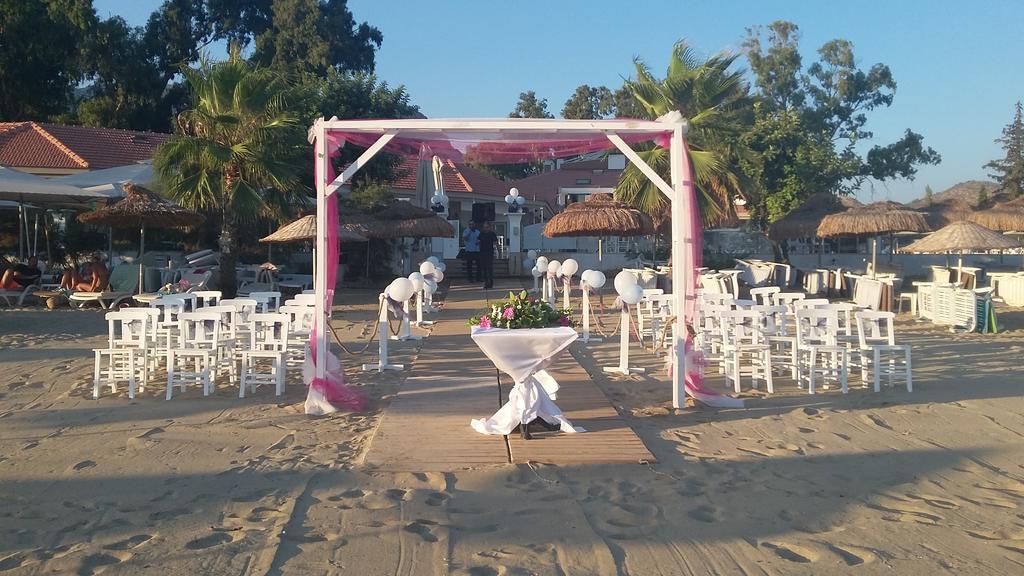 Palm Bay Beach Hotel Emecik 外观 照片