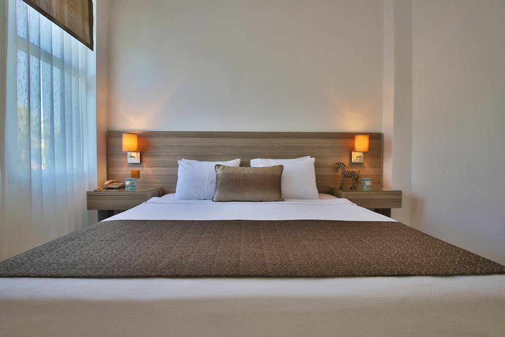 Palm Bay Beach Hotel Emecik 外观 照片