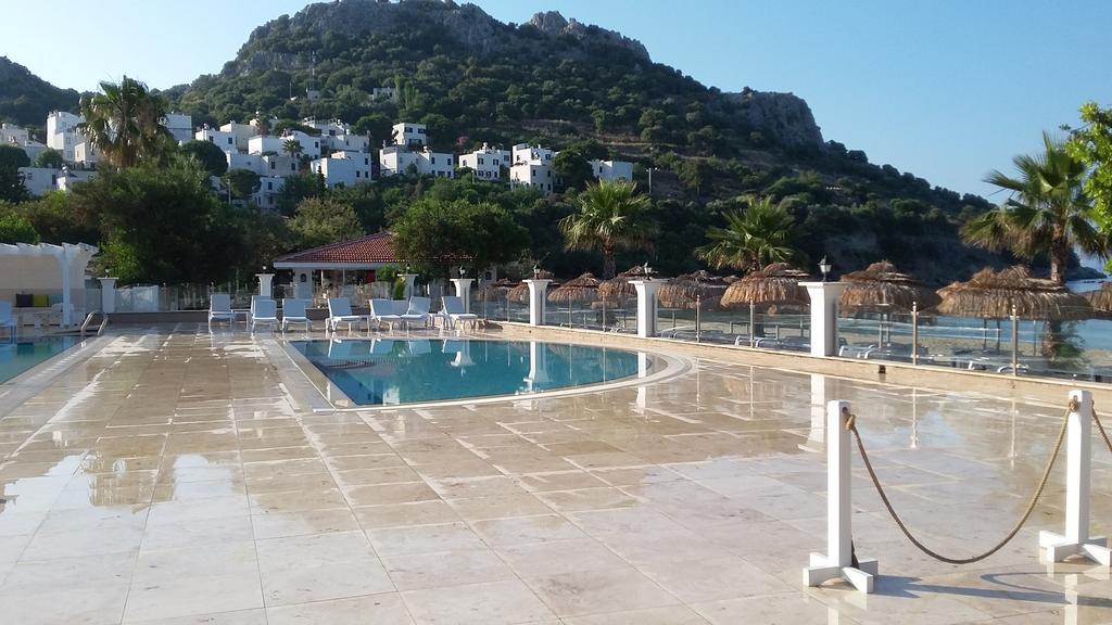 Palm Bay Beach Hotel Emecik 外观 照片