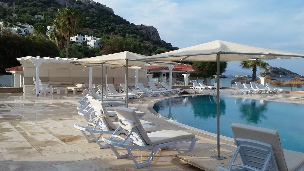 Palm Bay Beach Hotel Emecik 外观 照片