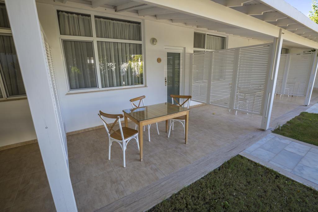 Palm Bay Beach Hotel Emecik 外观 照片