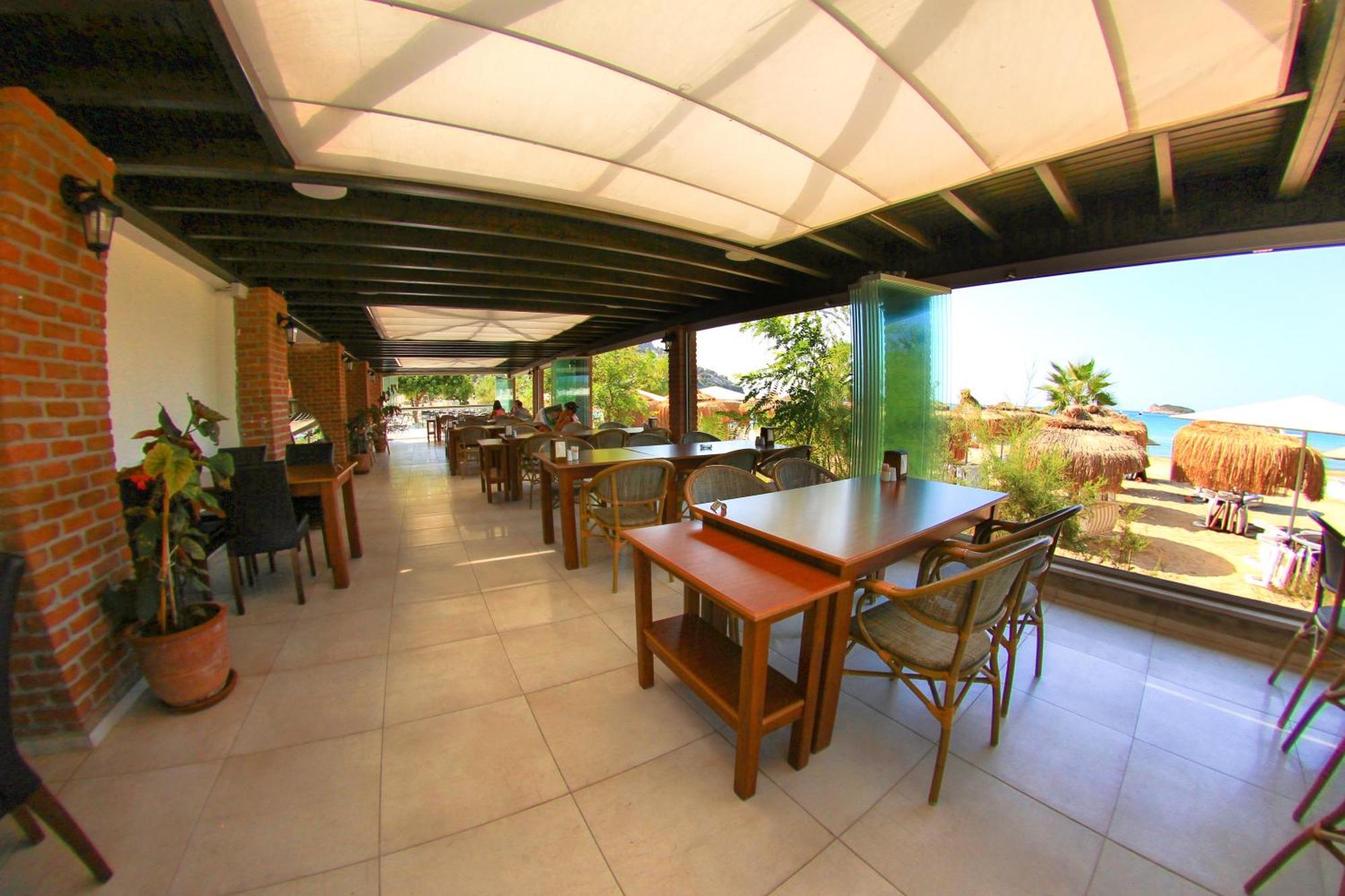 Palm Bay Beach Hotel Emecik 外观 照片